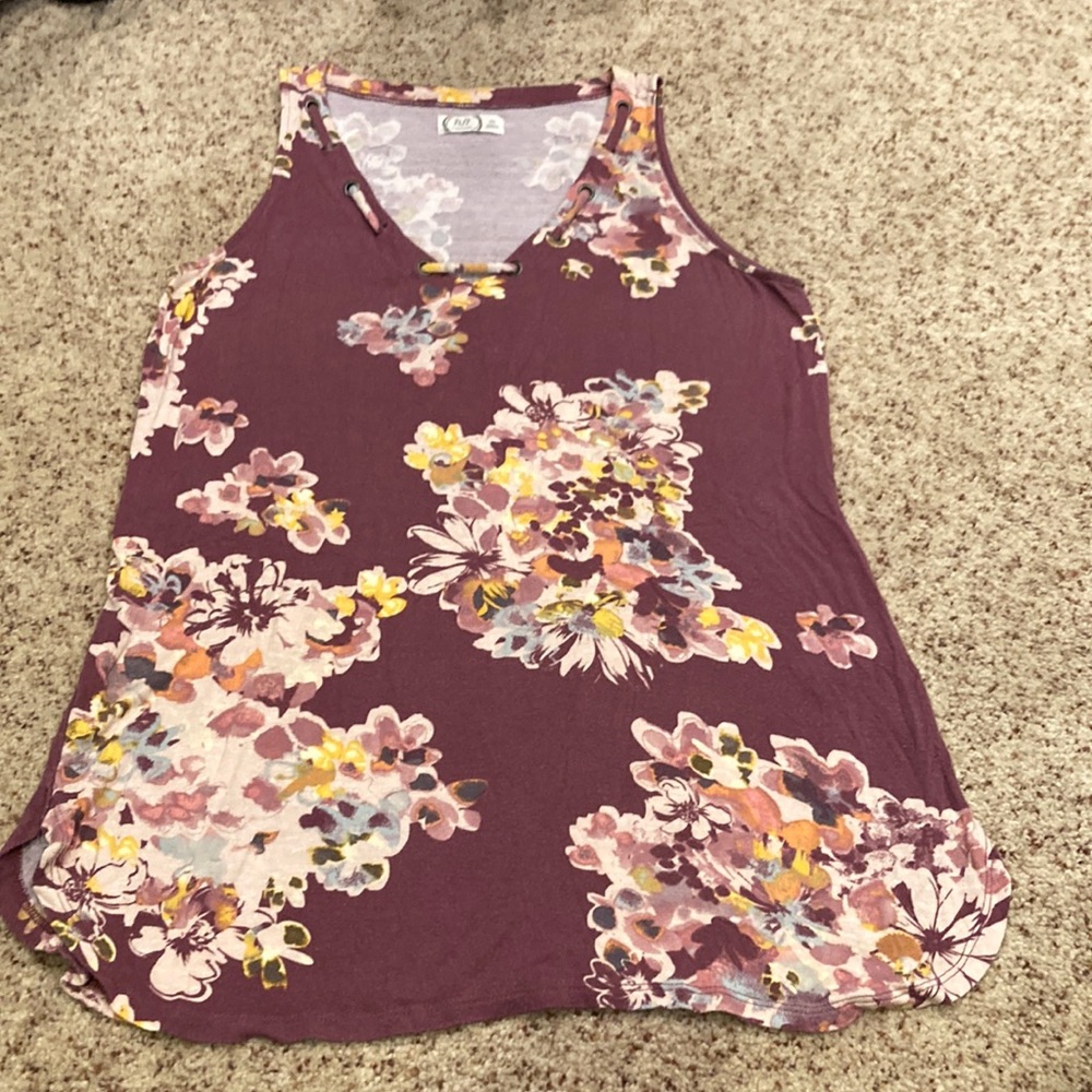 Maurices 24/7 tank